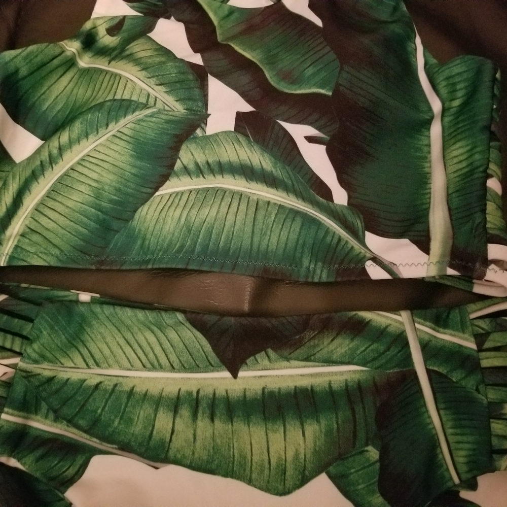 palm๐ดtree โก #swimsuit - Picture 10 of 14
